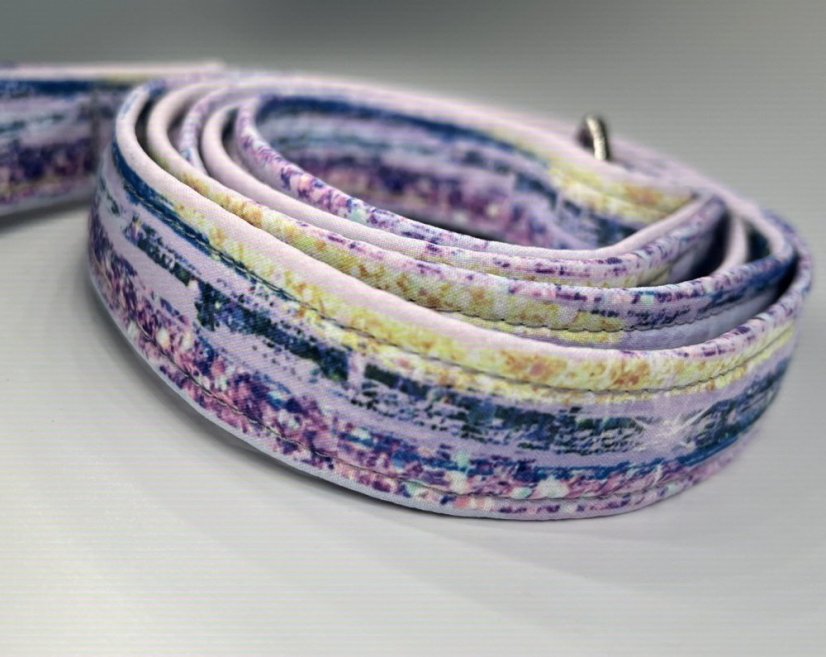 Klasické softshellové vodítko CITY lila diamants - Šířka vodítka: 2 cm, Délka vodítka: 130 cm, Karabina: velká hliníková s pojistkou