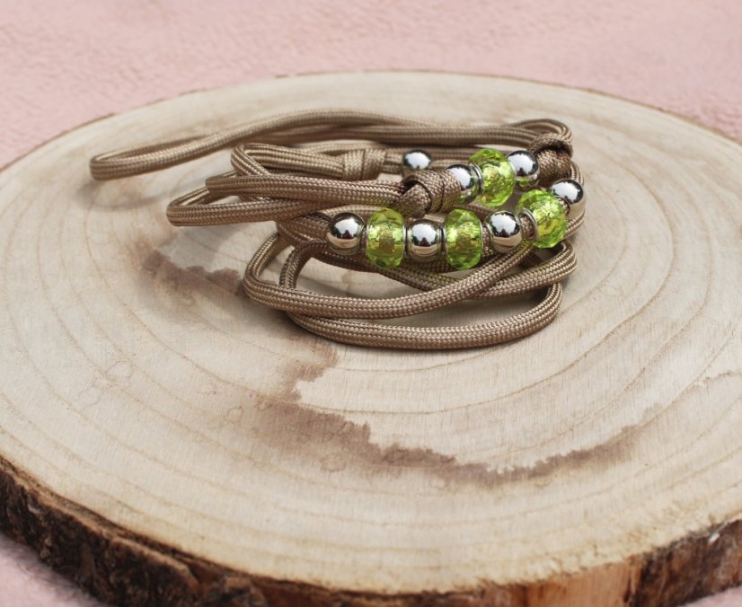 Výstavní vodítko s korálky VV120