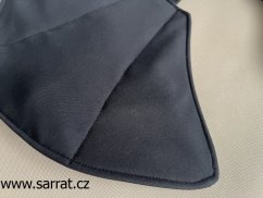 Sofshellová pískací hračka Mantha black