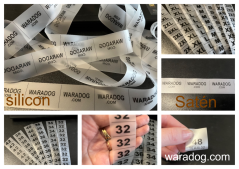 Saténové textilní štítky na oblečení bílé do švu velikosti dospělé