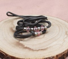 Výstavní vodítko s korálky VV135